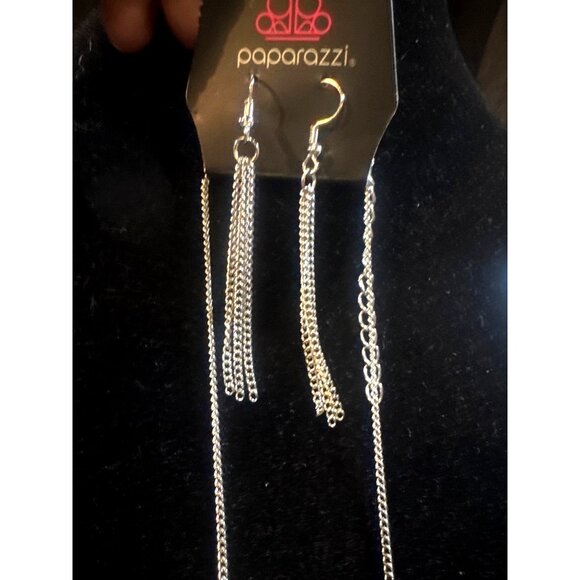 Paparazzi Teardrop Pendant Necklace & Earring Set With Yellow Stones - Picture 2 of 4